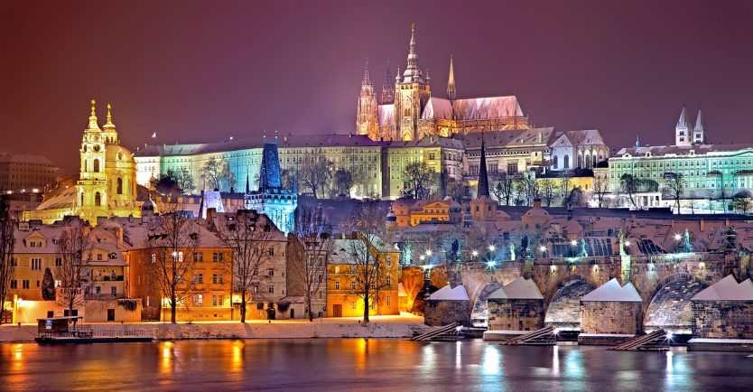 Вечерняя зимняя Прага